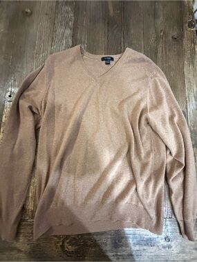 Forte Men's V-Neck Cashmere Sweater in Blush Tan